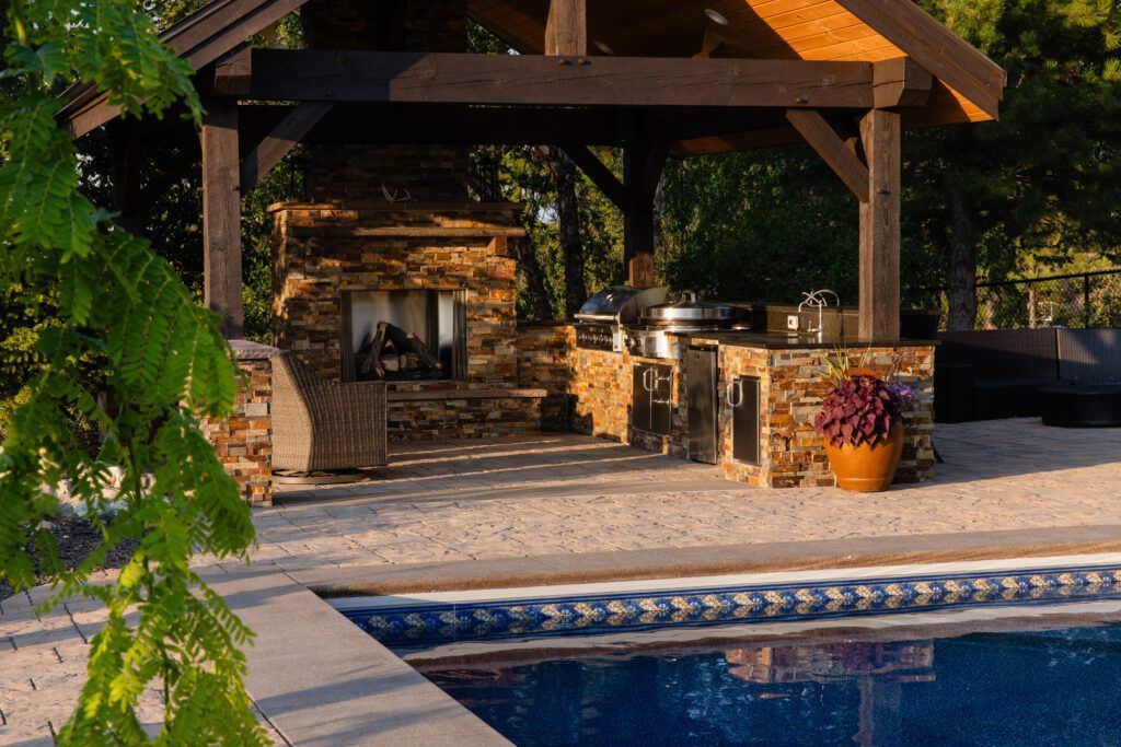 Custom Outdoor Kitchen Designs