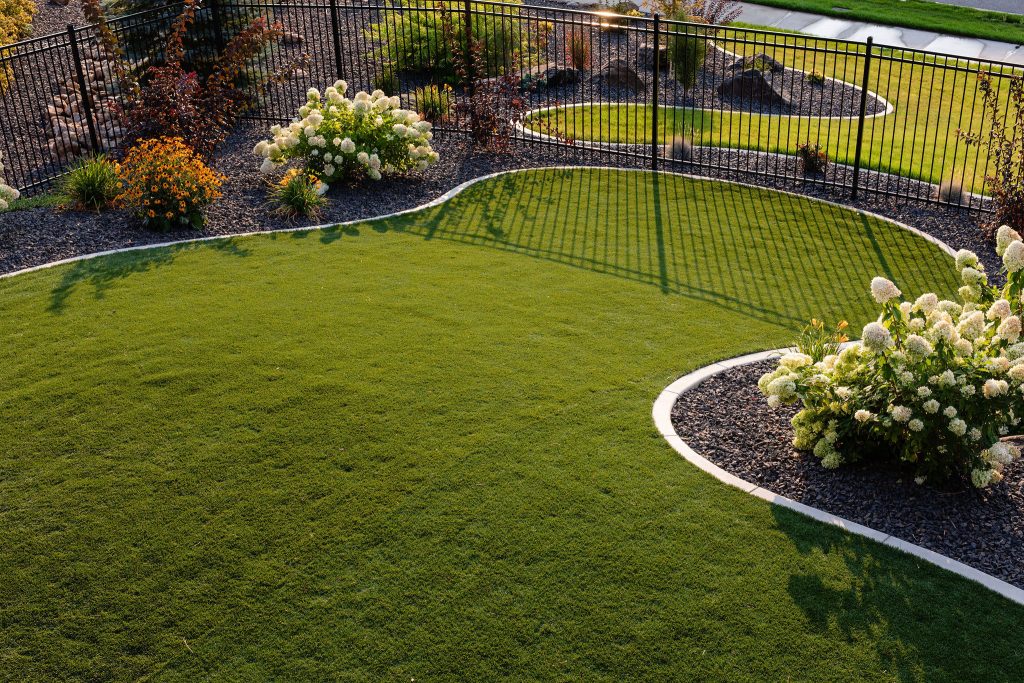 artificial turf low maintenence lawn